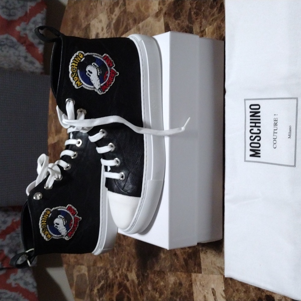 Moschino Sneakers